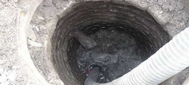 Как откачать выгребную яму