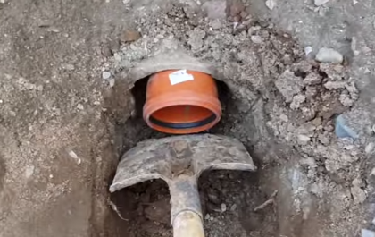 Вывод трубы через фундамент Вывод трубы через фундамент