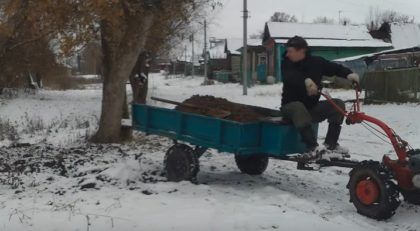Использование мотоблока
