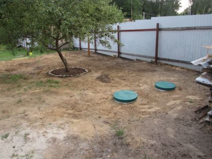 Участок после установки септика Танк Участок после установки септика Танк