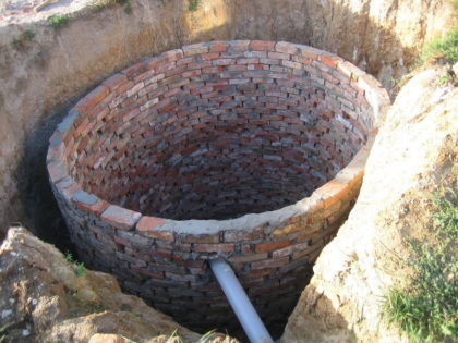 Круглый септик из кирпича