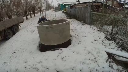 Опускается второе кольцо